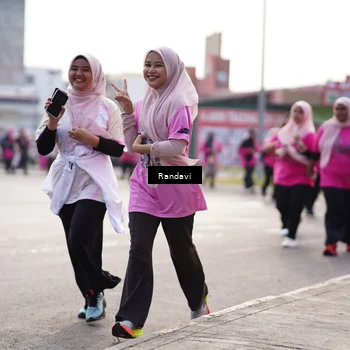 Runner Photo 8820941