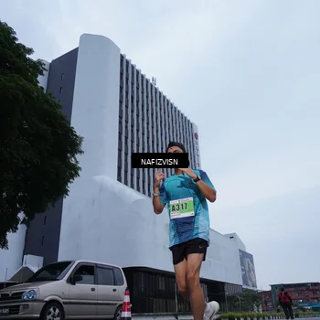 Runner Photo 8820963