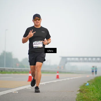 Runner Photo 8820998