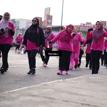 Runner Photo 8821001
