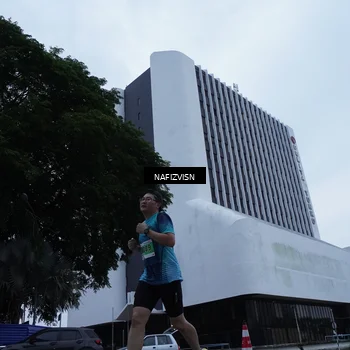 Runner Photo 8821021