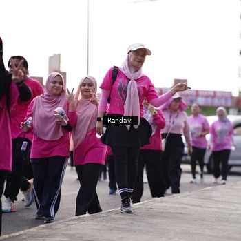 Runner Photo 8821036
