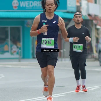 Runner Photo 8821046