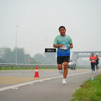 Runner Photo 8821102