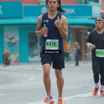 Runner Photo 8821123