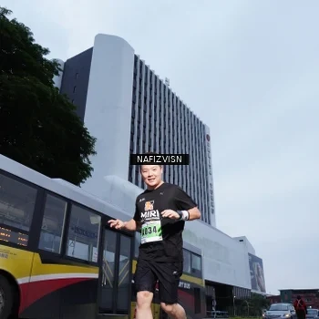 Runner Photo 8821143