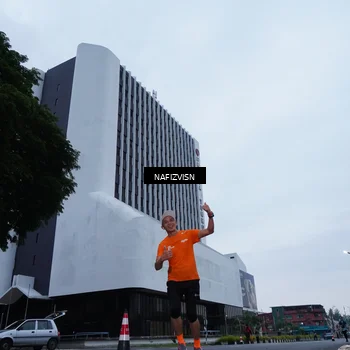 Runner Photo 8821384