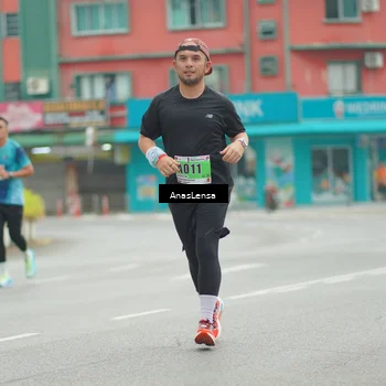 Runner Photo 8821394