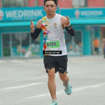 Runner Photo 8821478