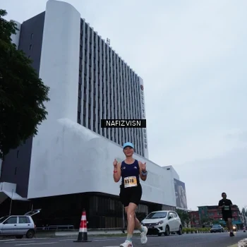 Runner Photo 8821500