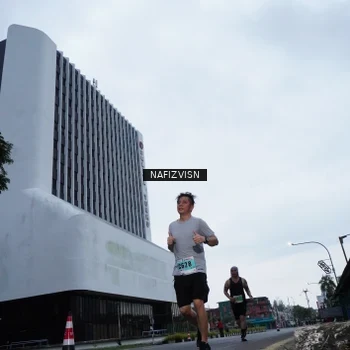 Runner Photo 8821749