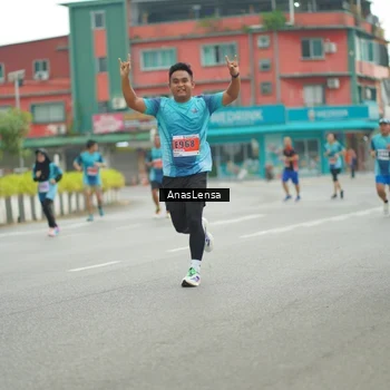 Runner Photo 8821764