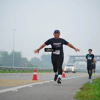 Runner Photo 8821811
