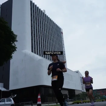 Runner Photo 8821853