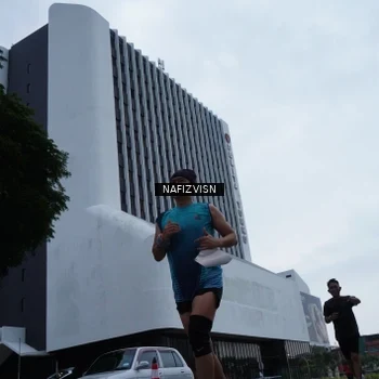 Runner Photo 8821900