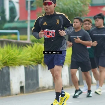 Runner Photo 8821990