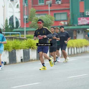 Runner Photo 8821992