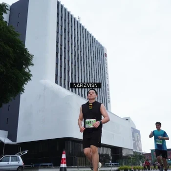 Runner Photo 8822030