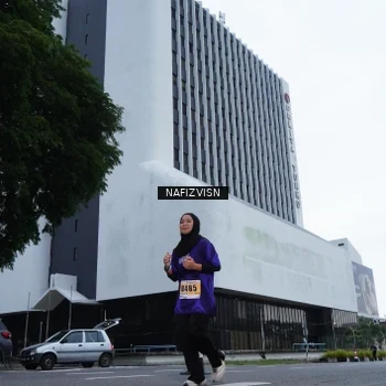 Runner Photo 8822077