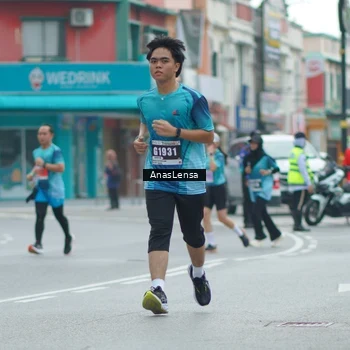 Runner Photo 8822080
