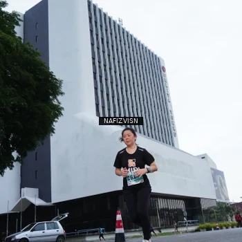Runner Photo 8822101
