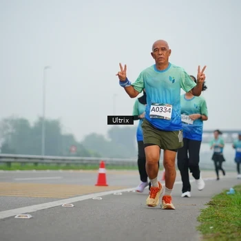 Runner Photo 8822115