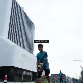 Runner Photo 8822150