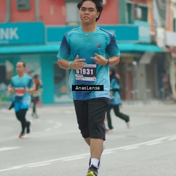 Runner Photo 8822153