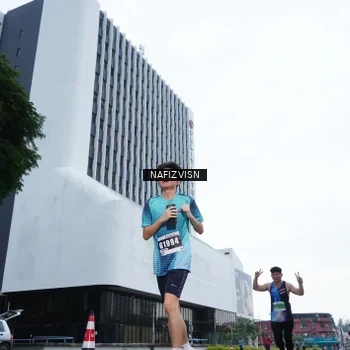Runner Photo 8822205