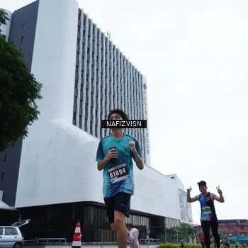 Runner Photo 8822216