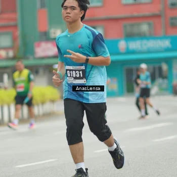 Runner Photo 8822229