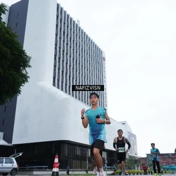 Runner Photo 8822238