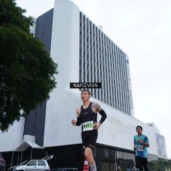 Runner Photo 8822255