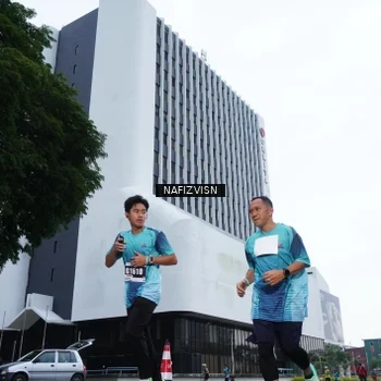 Runner Photo 8822260