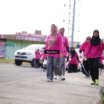 Runner Photo 8822273