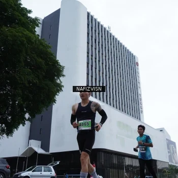 Runner Photo 8822277