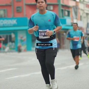 Runner Photo 8822285