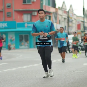 Runner Photo 8822288