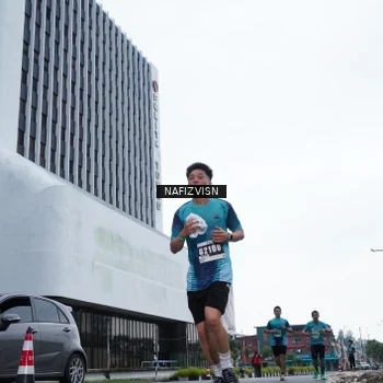 Runner Photo 8822306