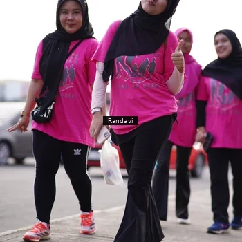 Runner Photo 8822343
