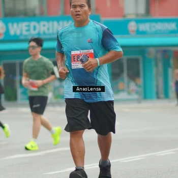 Runner Photo 8822359