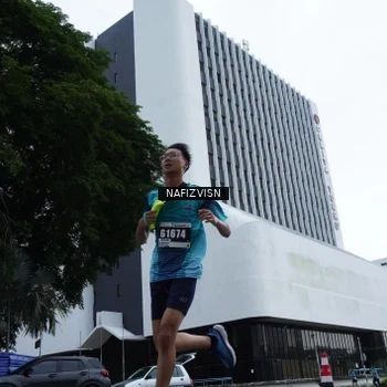 Runner Photo 8822393