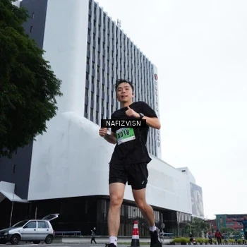 Runner Photo 8822397