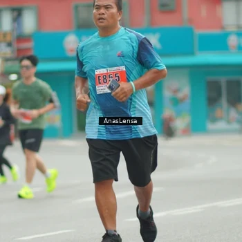 Runner Photo 8822413