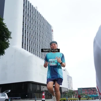 Runner Photo 8822458