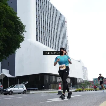 Runner Photo 8822460