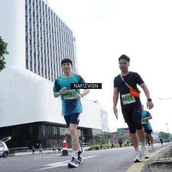 Runner Photo 8822473