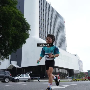Runner Photo 8822495