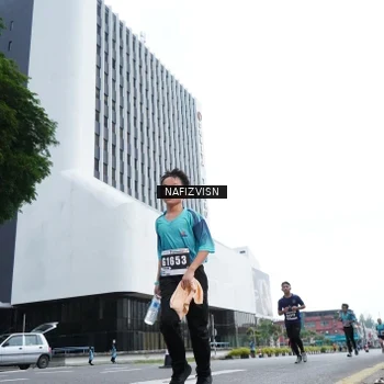 Runner Photo 8822545