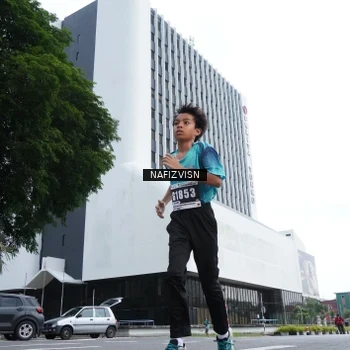 Runner Photo 8822550